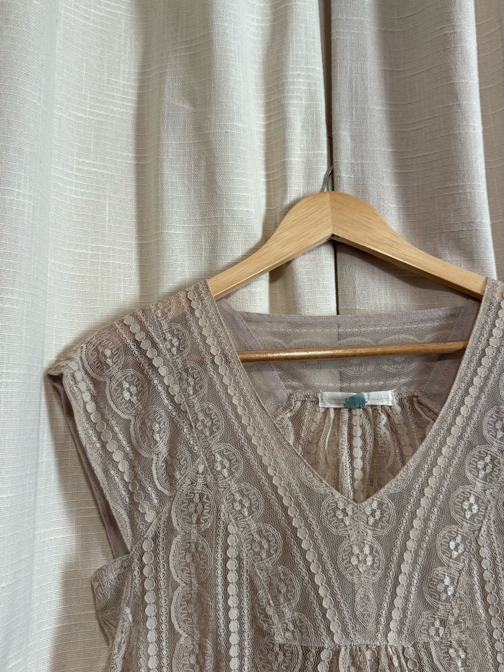 Fossil Taupe Embroidered V-Neck Sleeveless top